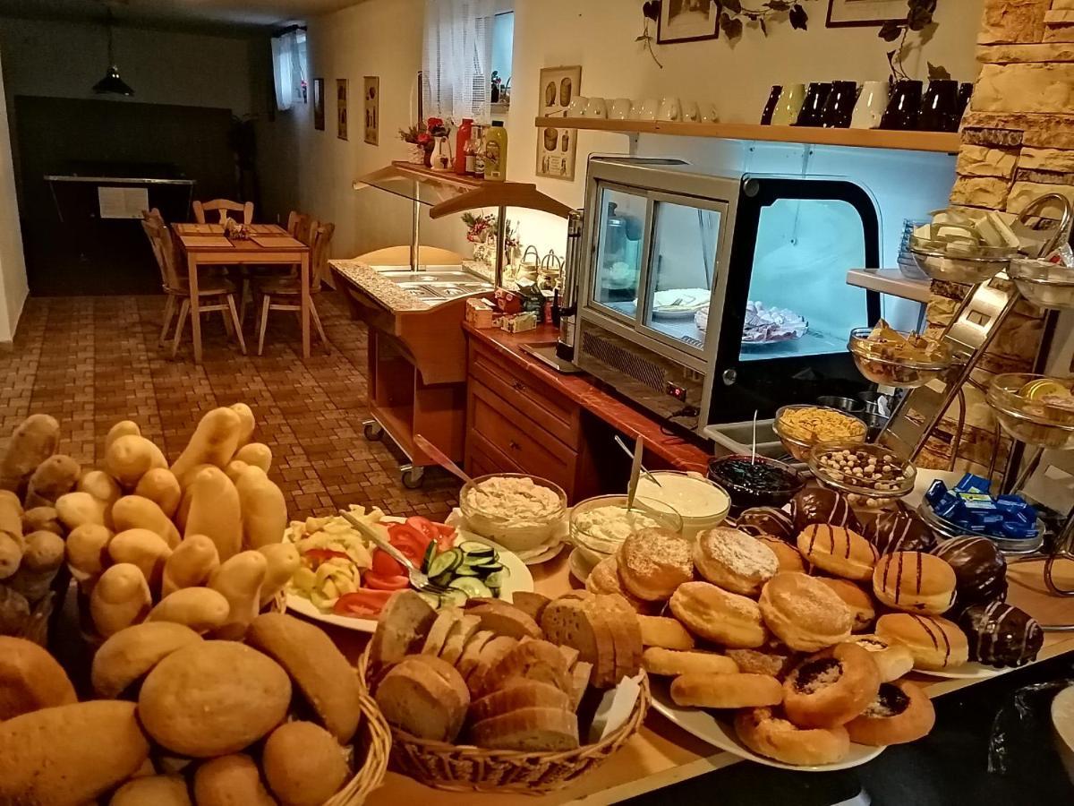 Hotel Privat Bohemia Šatov Esterno foto